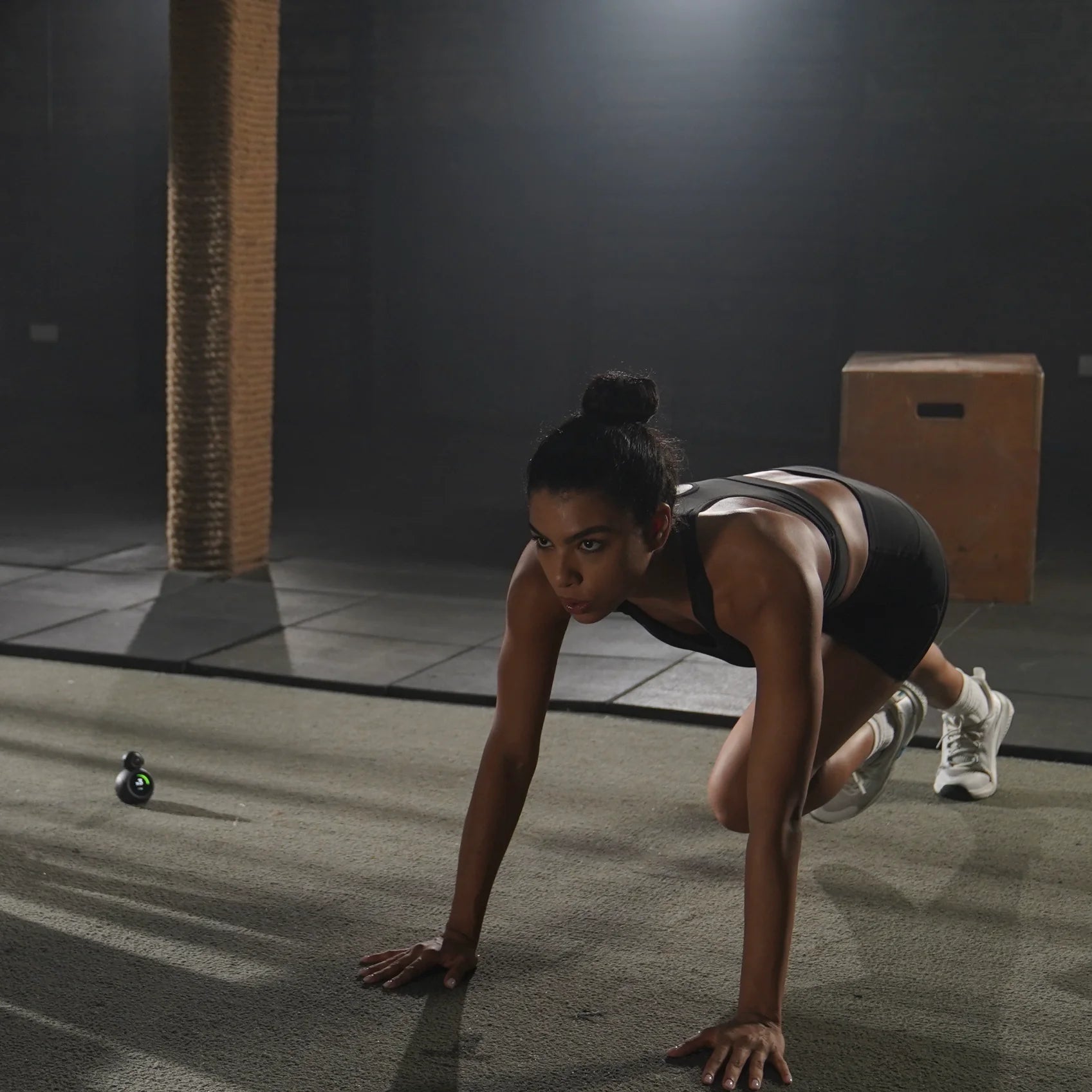 ATOM smart tilt camera following an athlete